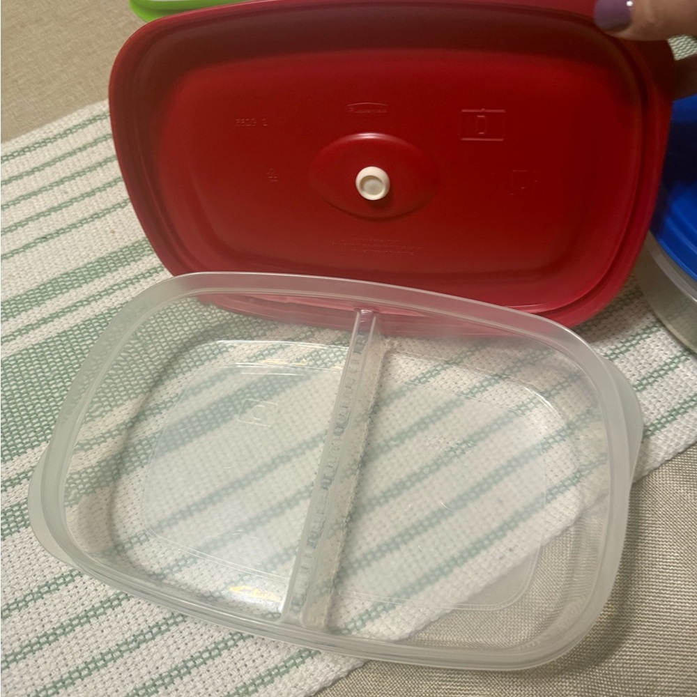 Assorted Food Storage Containers - Picture 7 of 13